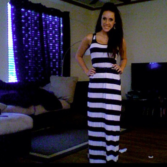 🚫🚫Traded🚫🚫 navy blue and white striped dress