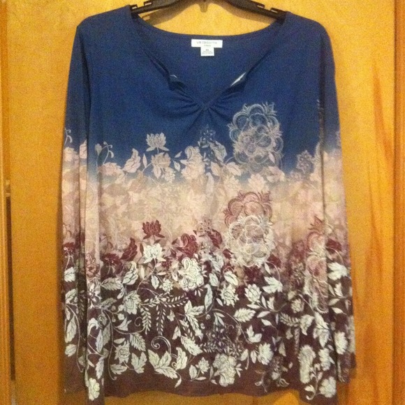🌟SOLD🌟Plus size Liz Claiborne shirt