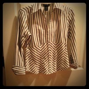 Classy Black & White Top