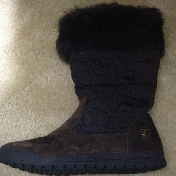 Coach-SOLD - Picture 2 of 4