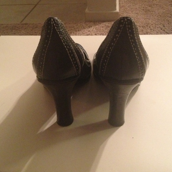 Black & White Enzo Angiolini heels - Picture 3 of 4