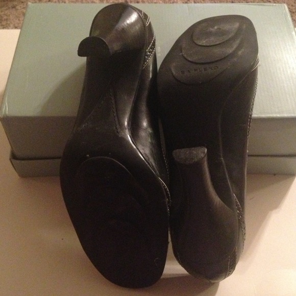 Black & White Enzo Angiolini heels - Picture 4 of 4