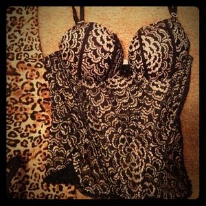 Jessica Simpson corset 38c