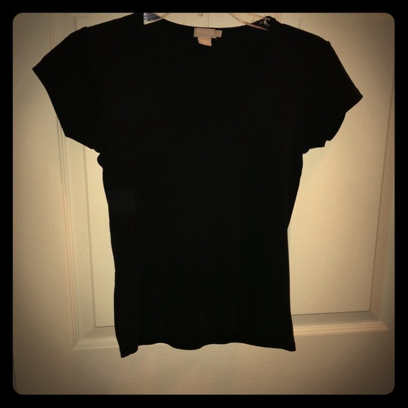 Classic Black Scoop Neck Tee - Picture 1 of 1