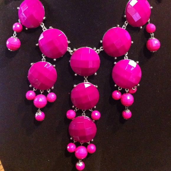 Pink bubble necklace