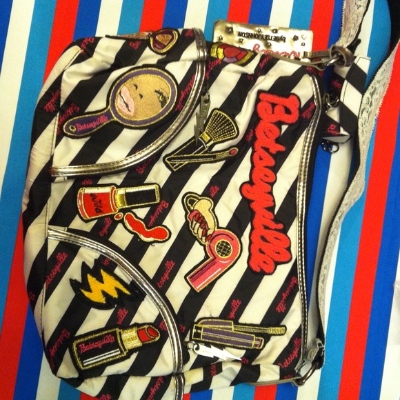 Betseyville Glamour girl bag with lipstick holder