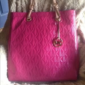 Michael kors zinnia NS items tote