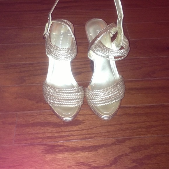 Bcbg wedges REDUCED