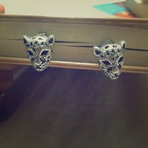 On hold Cheetah earrings and owl necklace