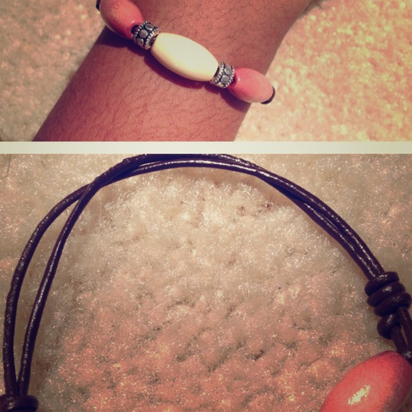 ✨HAND MADE✨Sliding knot beaded bracelet