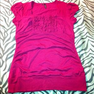 Pinkish/purple shirt