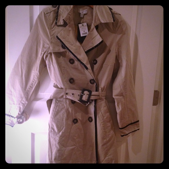 ❌Sold ❌ Cotton On trench coat with hidden pocket - Picture 2 of 4