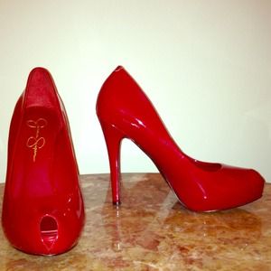 ❎SOLD❎  BRAND NEW!Jessica Simpson Red Pumps