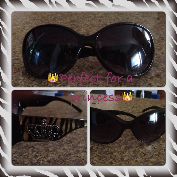 Zebra print sunglasses👓