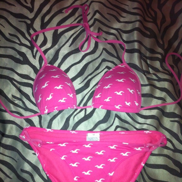 Bathing suit - Picture 1 of 2