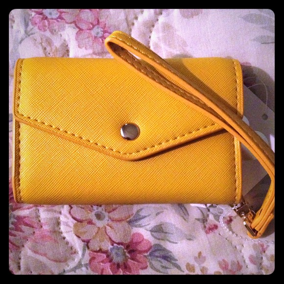 iPhone 4S wallet and case.