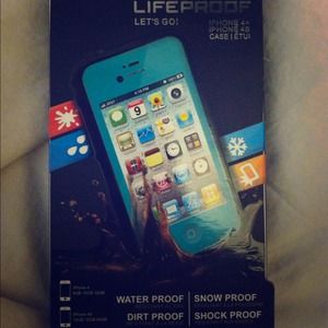 iPhone 4/4S LifeProof Case