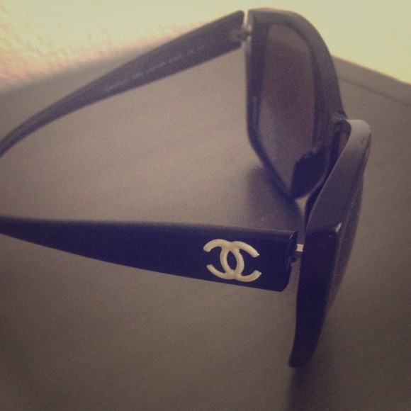 Traded❤💜❤Authentic Chanel sunglasses