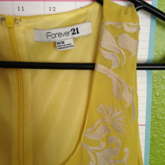 Mustard Yellow Dress // Size M // Forever 21 - Picture 3 of 4