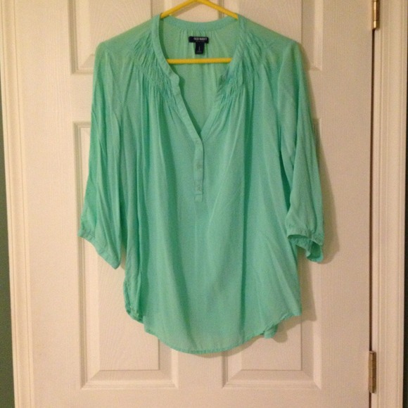 🚫🚫SOLD🚫🚫 old navy mint blouse/tunic