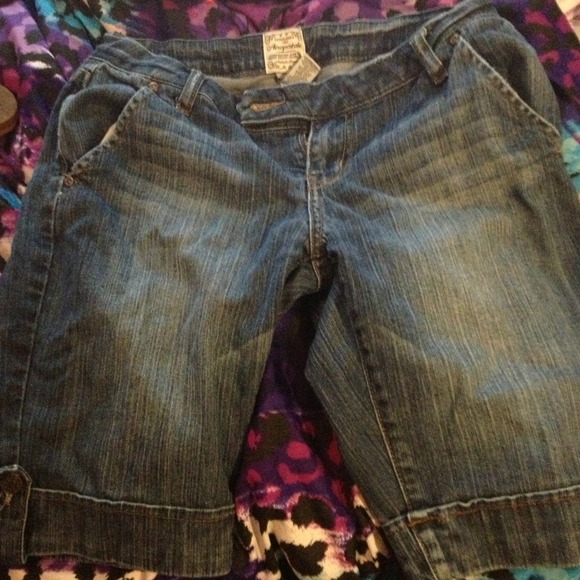 Jean capris
