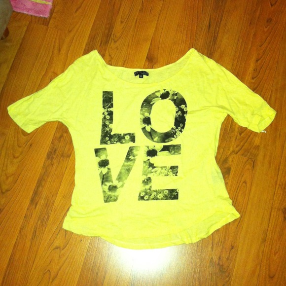 Love shirt:yellow - Picture 1 of 2