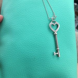 ⭐REDUCED⭐Tiffany skeleton key necklace