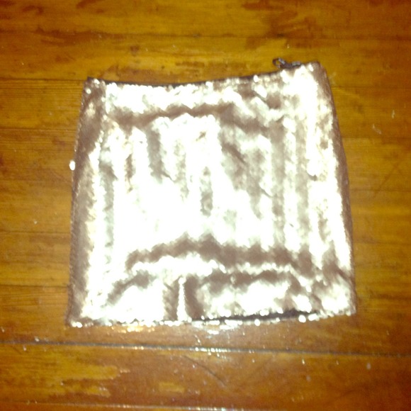 Dresses & Skirts - Sequined Skirt