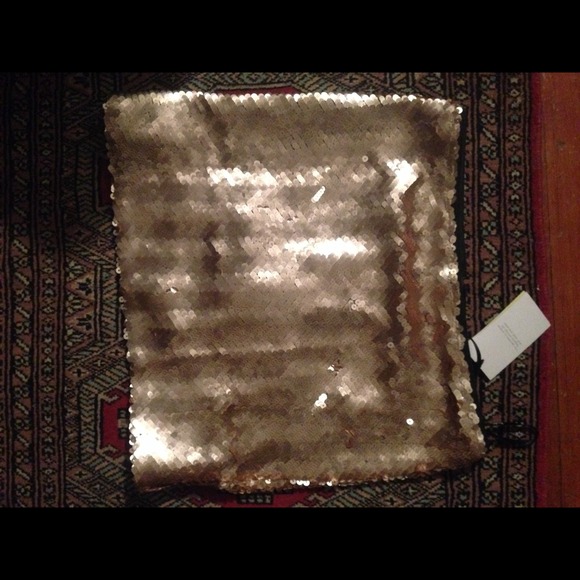 Sequined Skirt - Picture 3 of 4