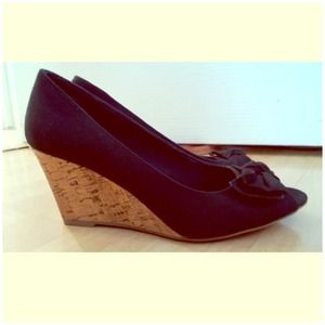 REDUCED Cute Black wedges