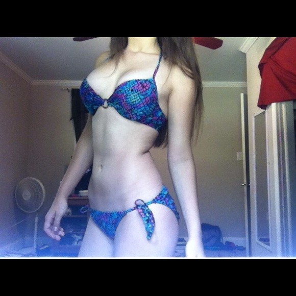 😘Bikini by Smart & Sexy 😘 - Picture 3 of 4