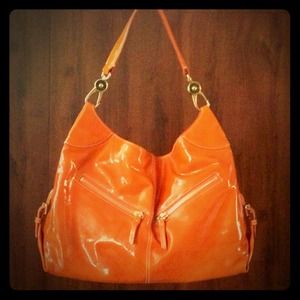 🎯REDUCED🎯Dooney & Bourke Patent Leather Hobo