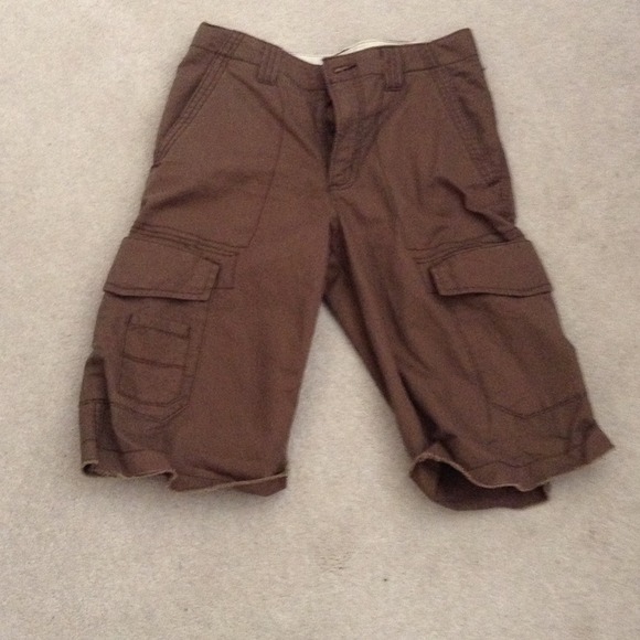 Old navy brown shorts for boys
