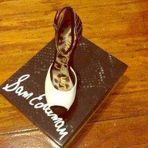 *SOLD BRAND NEW*  Sam Edelman Marked down over 50%