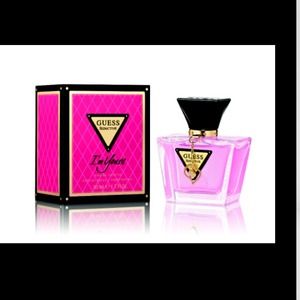 Guess - seductive + black cache clutch bundle