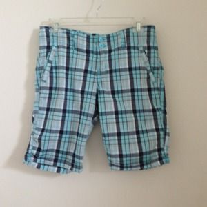 Plaid Bermuda shorts