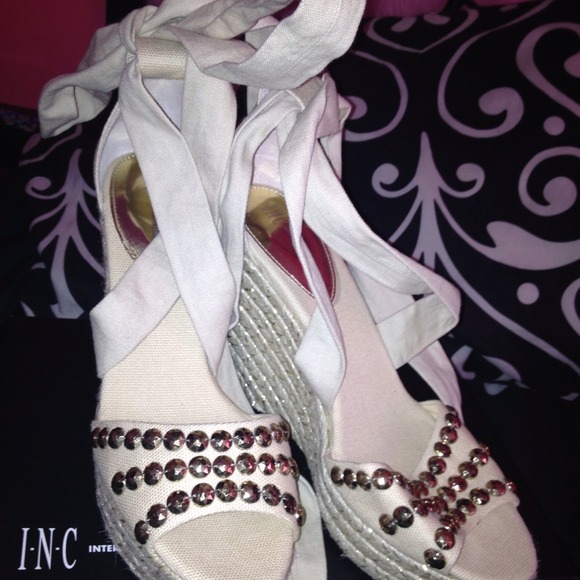 INC NEVER WORN Tan Gladiator Sandals