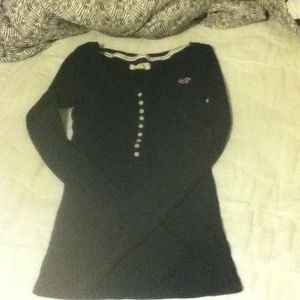 Blue hollister long sleeve shirt