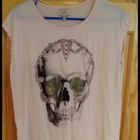 Zara skull top NWOT