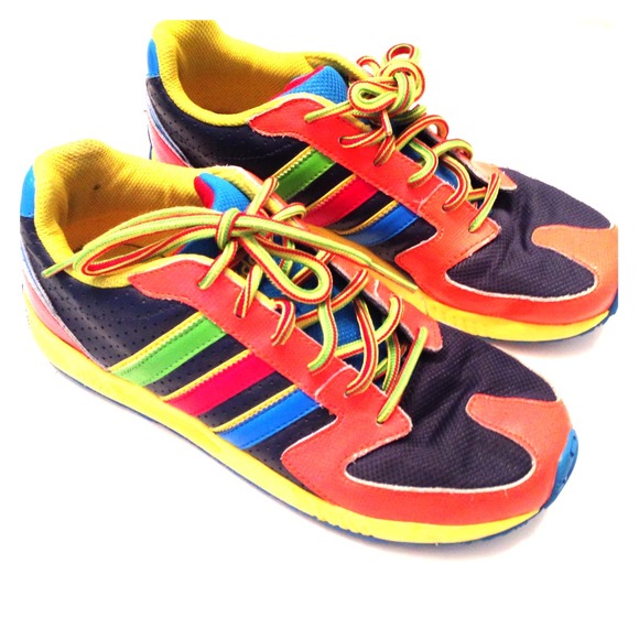 🎯SOLD🎯Adidas "Rainbow" shoes.