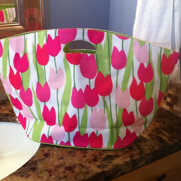 Clinique tulip bag