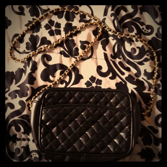 ❌Sold❌Trendy cross body purse