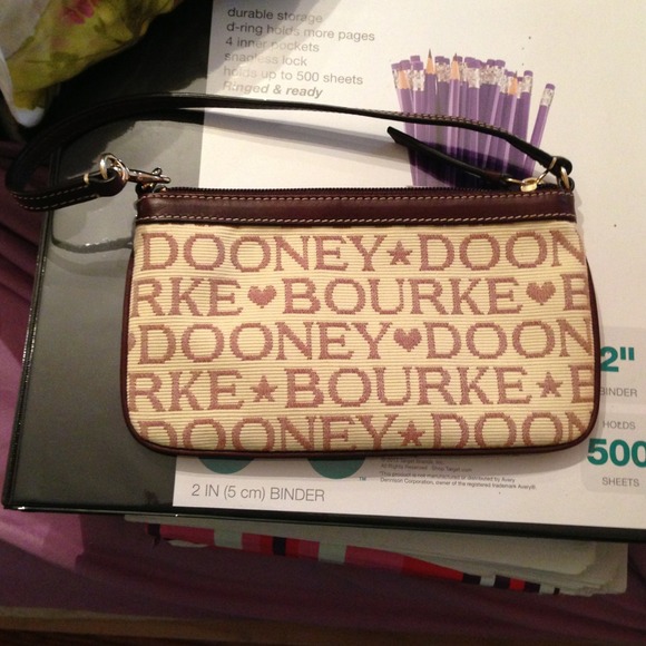 Authentic Dooney AND Bourke - Picture 2 of 2