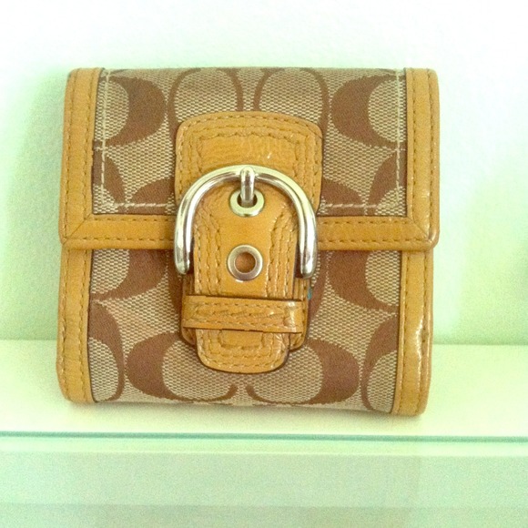 Authentic Coach wallet