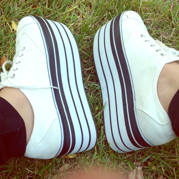 ASOS Shoes - 💜Sneaker Flatforms💜