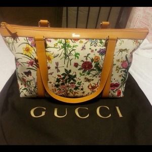 Authentic Flora tote