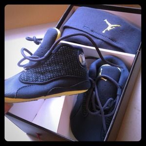 Infant Jordan retro 13 crib sneaker