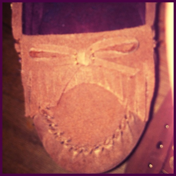 Adorable Moccasins! - Picture 2 of 3