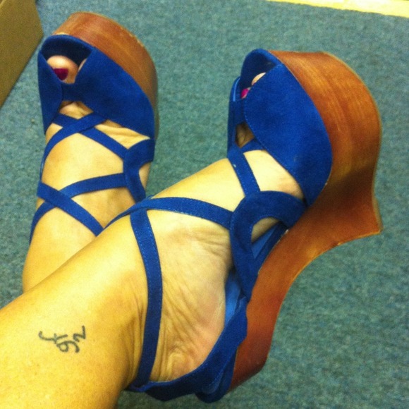 7.5 Blue Heelless Jeffery Campbell Inspired
