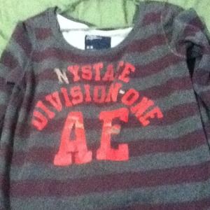 🔴REDUCED PRICE🔴American eagle pull over sweater